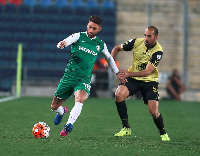 אלירן עטר (משמאל). התגלו פערים בין הצדדים // צילום: אלן שיבר